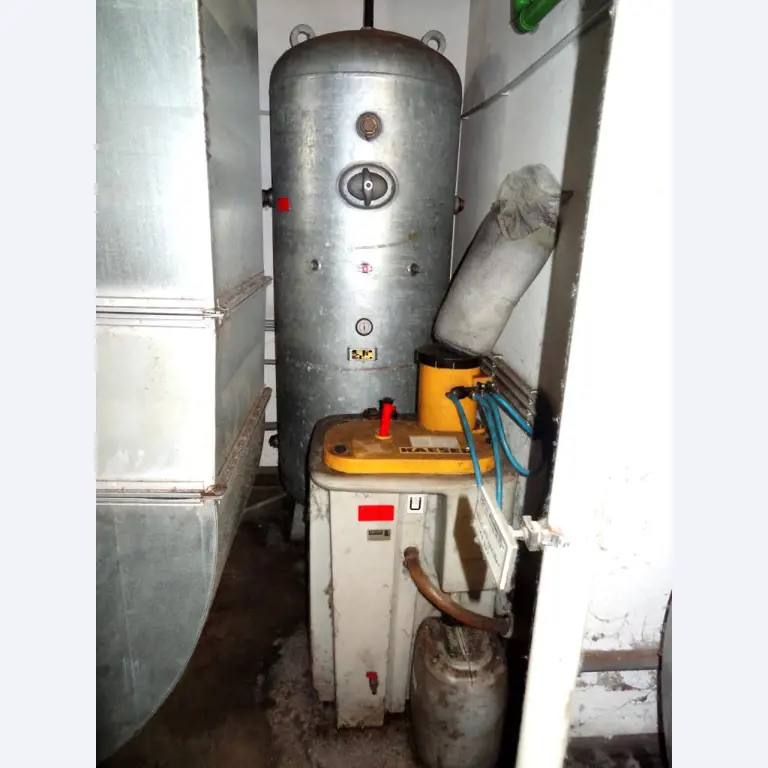 Machines for the manufacturing of foamed <br>and injected attachments and spare parts <br>for the automotive sector-6