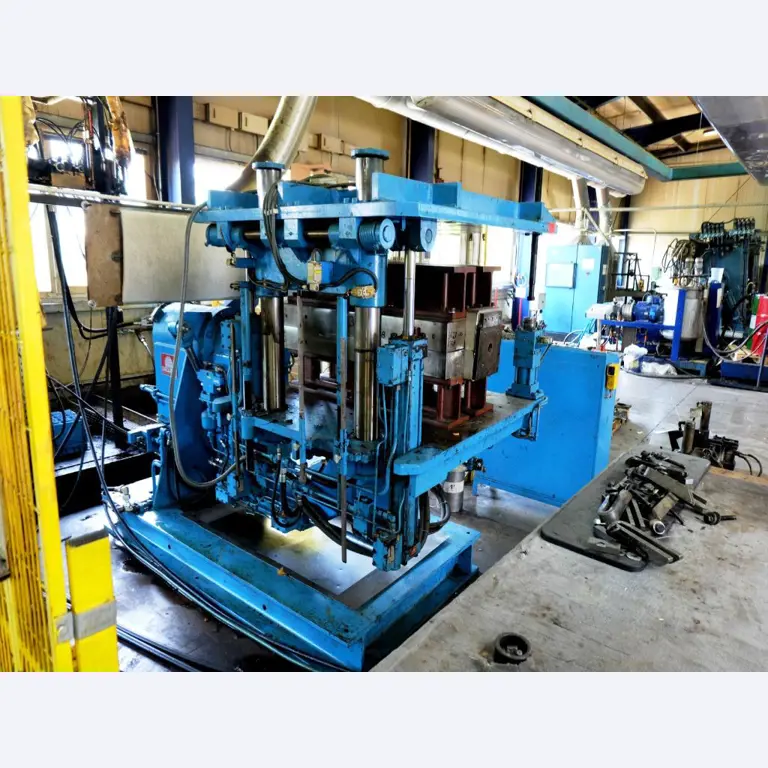 Machines for the manufacturing of foamed <br>and injected attachments and spare parts <br>for the automotive sector-1