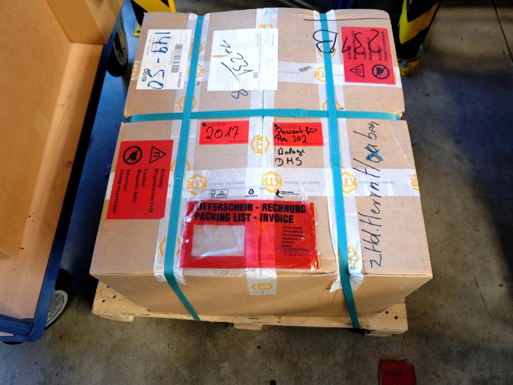 Machines for the manufacturing of foamed <br>and injected attachments and spare parts <br>for the automotive sector-1