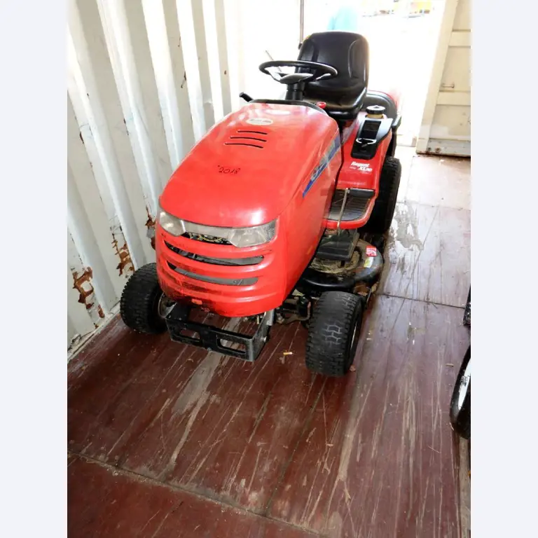 Machines for the manufacturing of foamed <br>and injected attachments and spare parts <br>for the automotive sector-1