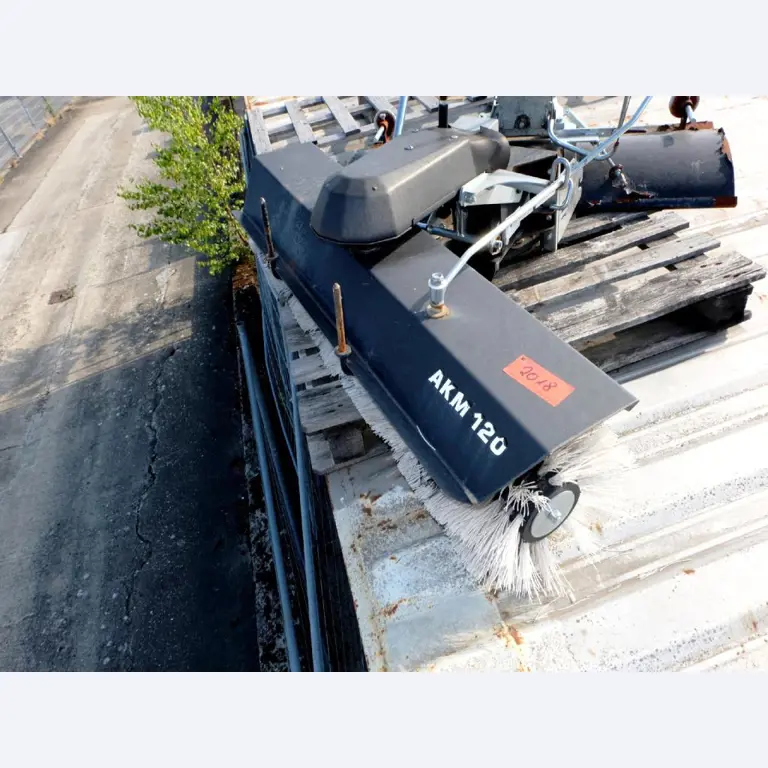 Machines for the manufacturing of foamed <br>and injected attachments and spare parts <br>for the automotive sector-3