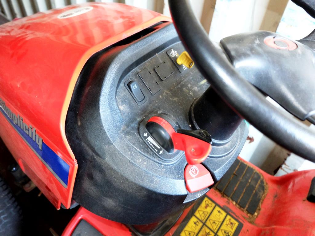 Machines for the manufacturing of foamed <br>and injected attachments and spare parts <br>for the automotive sector-7