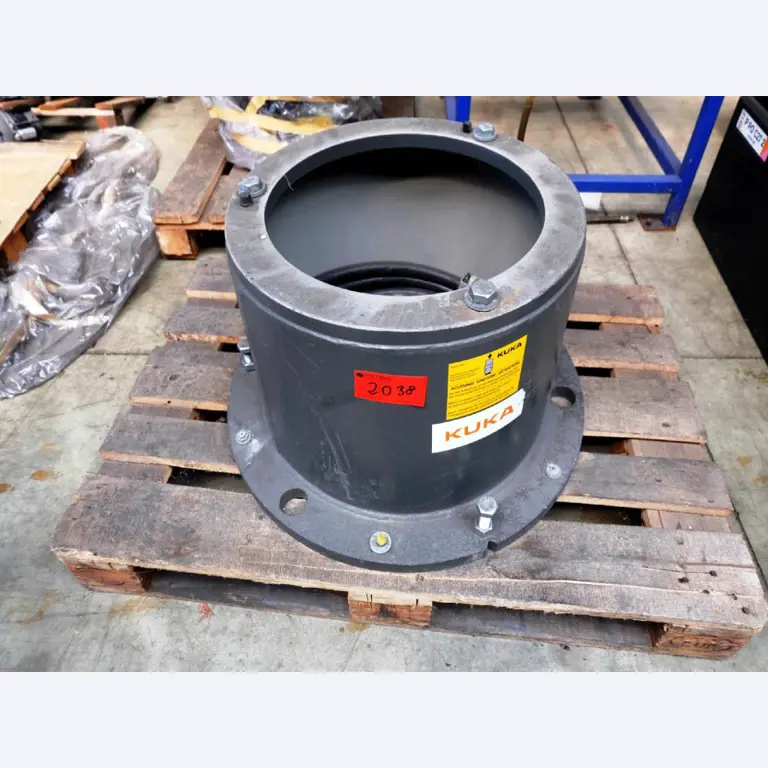 Machines for the manufacturing of foamed <br>and injected attachments and spare parts <br>for the automotive sector-4