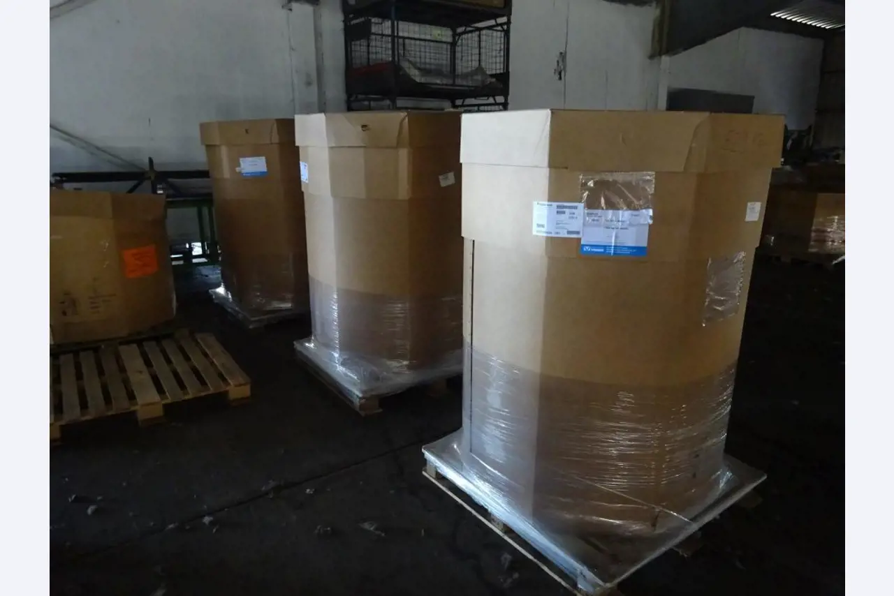 Machines pour la fabrication de pièces (rapportées) automobiles moussées et injectées-1