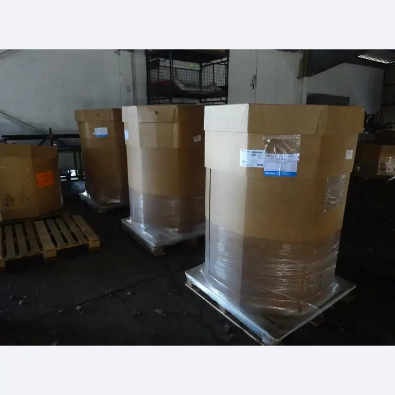 Machines pour la fabrication de pièces (rapportées) automobiles moussées et injectées-1