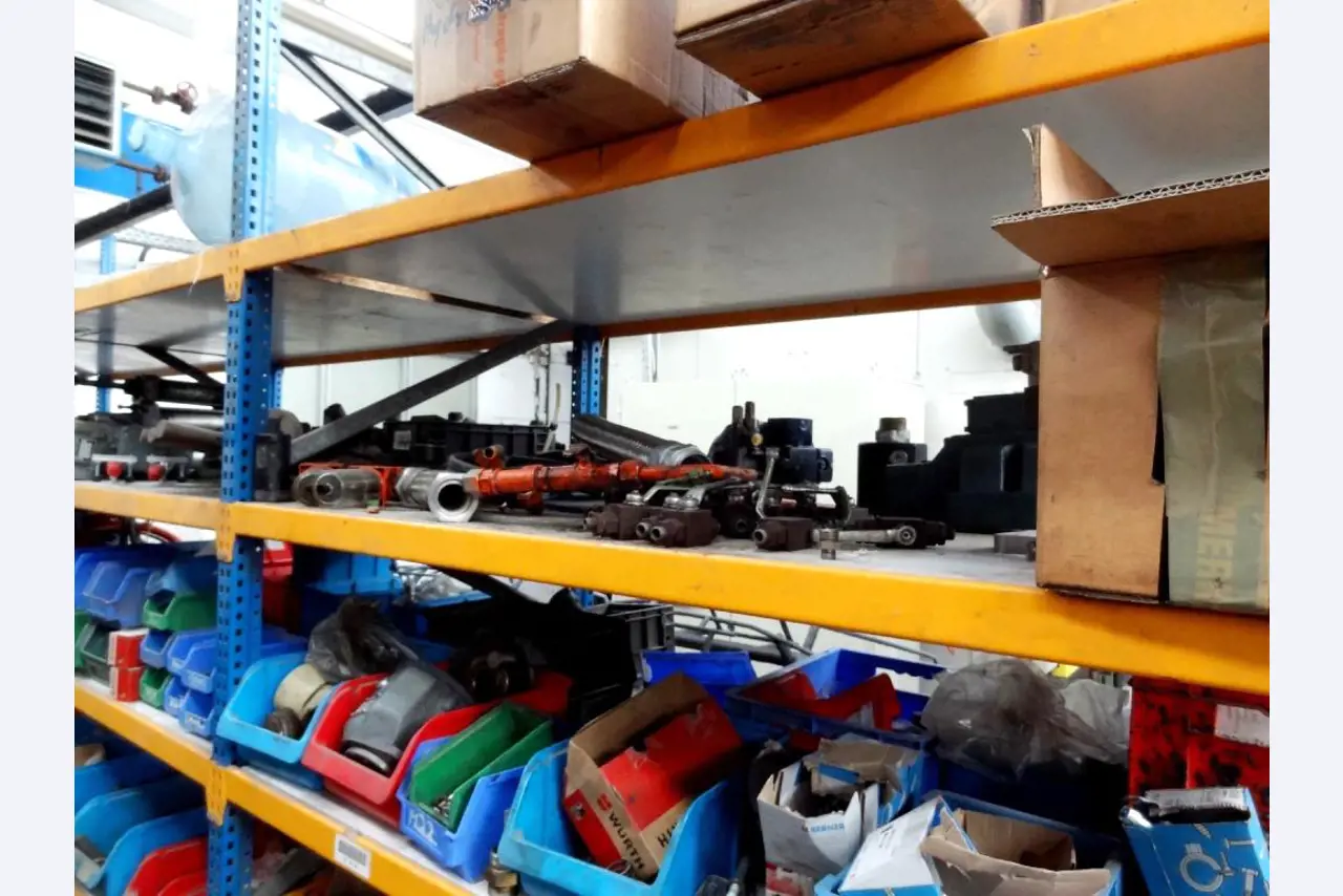 Machines for the manufacturing of foamed <br>and injected attachments and spare parts <br>for the automotive sector-3