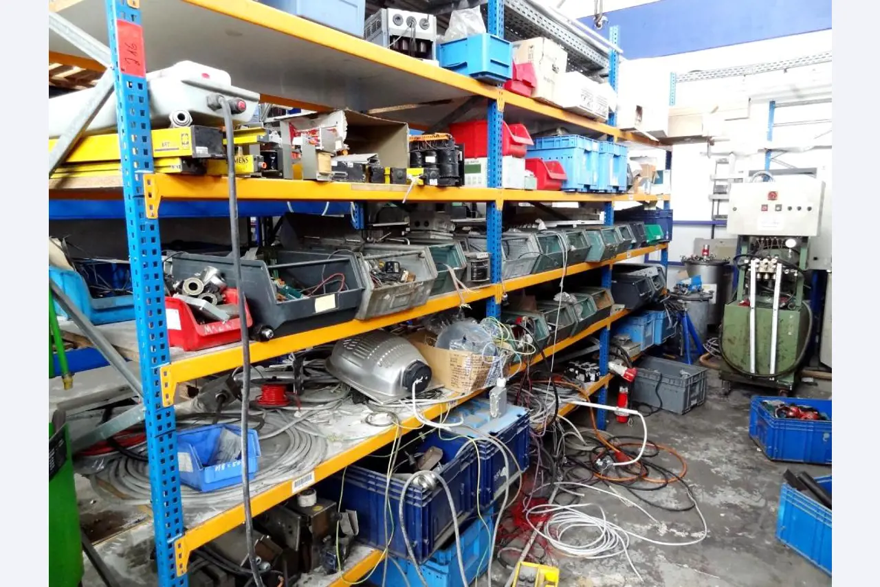 Machines for the manufacturing of foamed <br>and injected attachments and spare parts <br>for the automotive sector-5