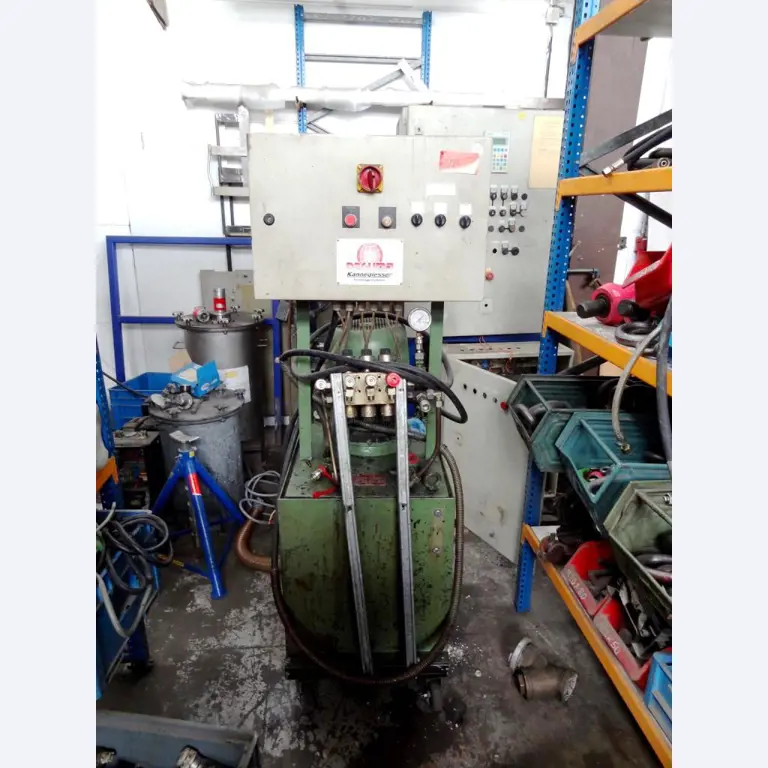 Machines for the manufacturing of foamed <br>and injected attachments and spare parts <br>for the automotive sector-7