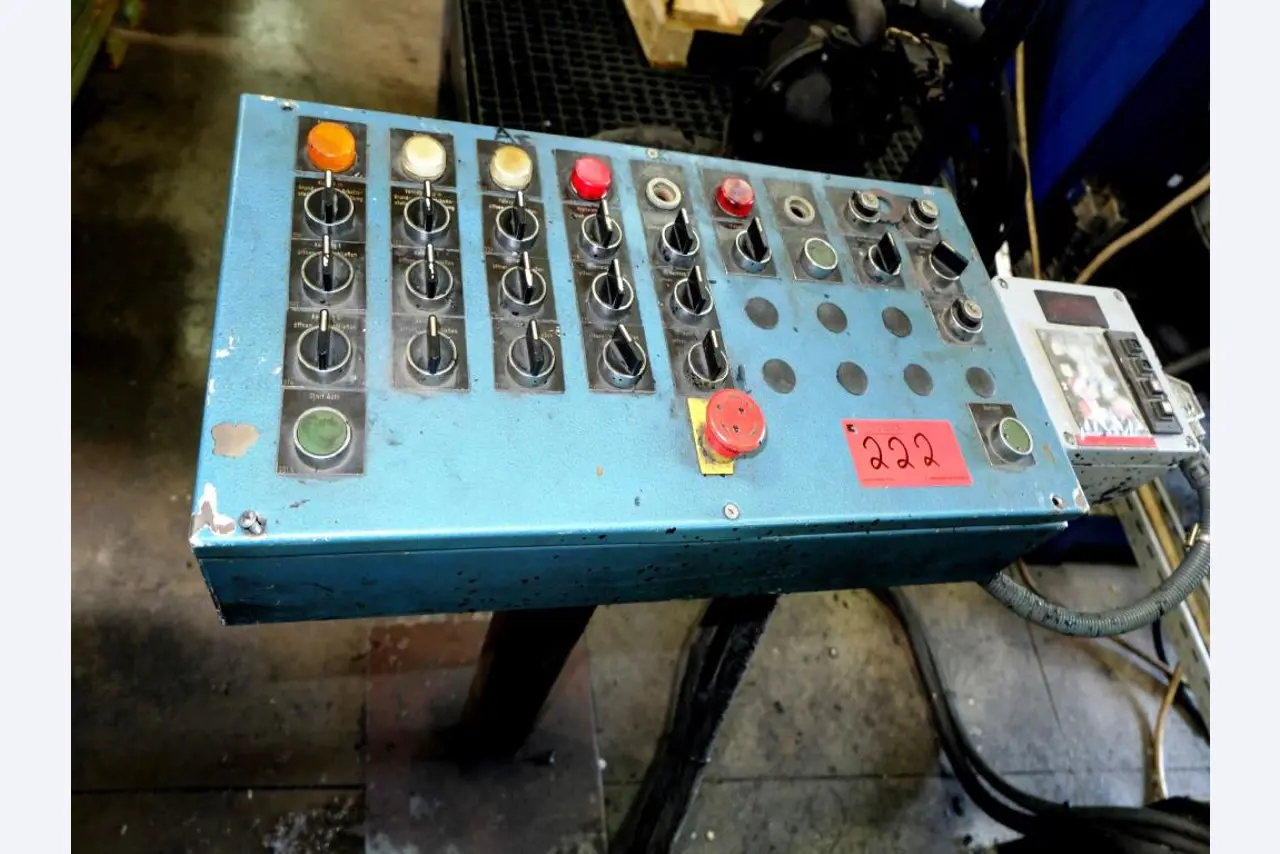 Machines for the manufacturing of foamed <br>and injected attachments and spare parts <br>for the automotive sector-19