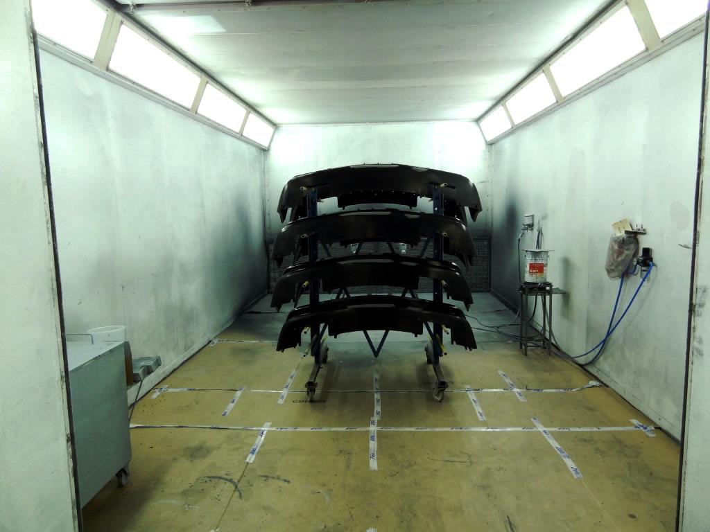 Machines for the manufacturing of foamed <br>and injected attachments and spare parts <br>for the automotive sector-2