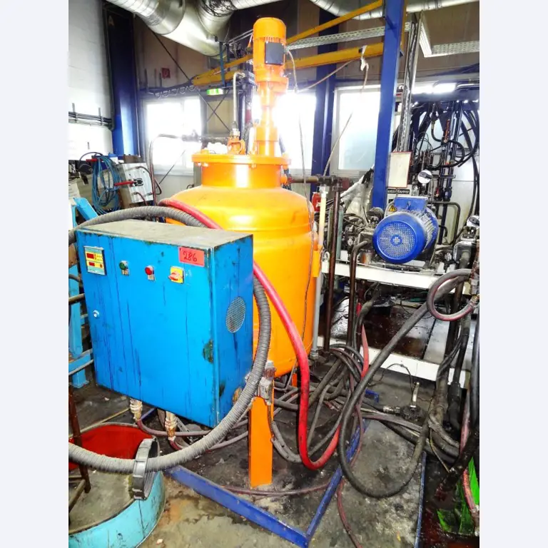 Machines for the manufacturing of foamed <br>and injected attachments and spare parts <br>for the automotive sector-3