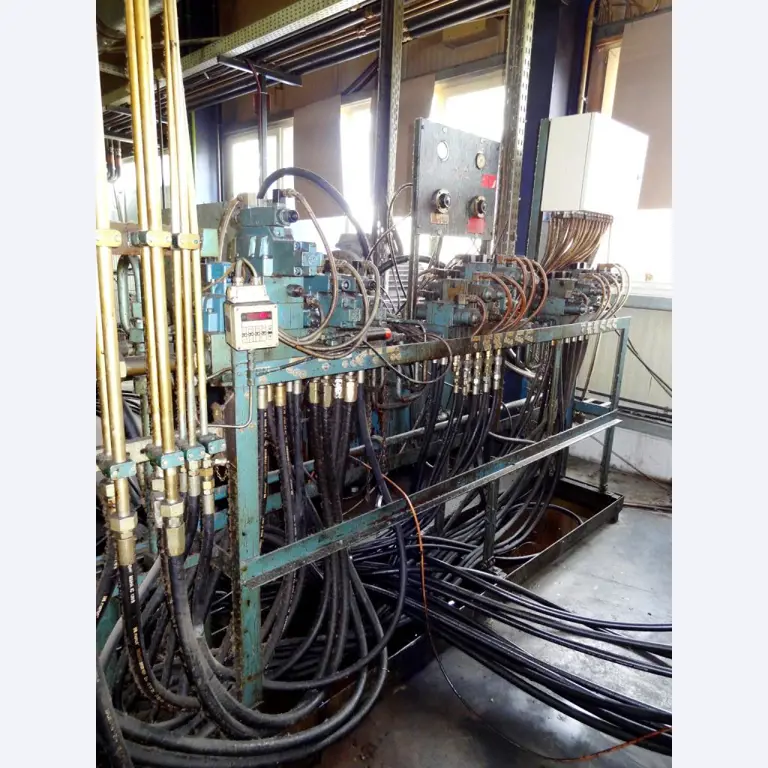 Machines for the manufacturing of foamed <br>and injected attachments and spare parts <br>for the automotive sector-6