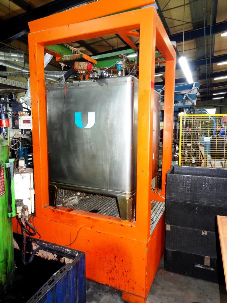 Machines for the manufacturing of foamed <br>and injected attachments and spare parts <br>for the automotive sector-7