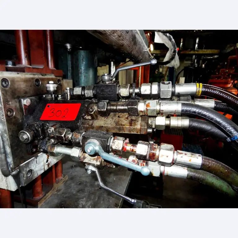 Machines for the manufacturing of foamed <br>and injected attachments and spare parts <br>for the automotive sector-11