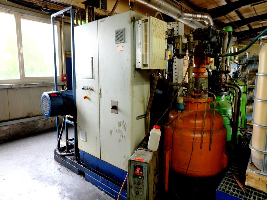 Machines for the manufacturing of foamed <br>and injected attachments and spare parts <br>for the automotive sector-1