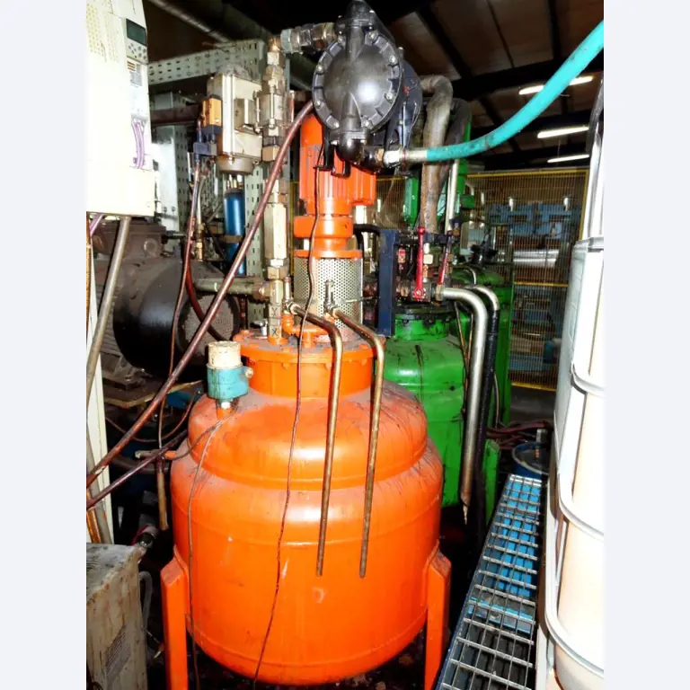 Machines for the manufacturing of foamed <br>and injected attachments and spare parts <br>for the automotive sector-2