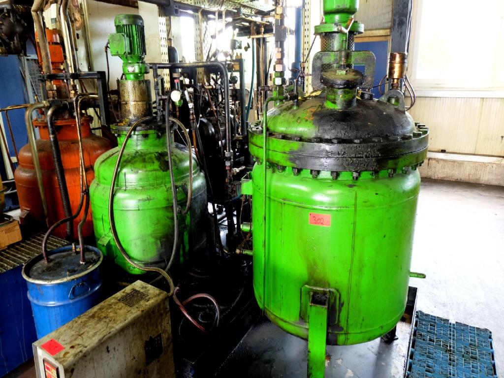 Machines for the manufacturing of foamed <br>and injected attachments and spare parts <br>for the automotive sector-3