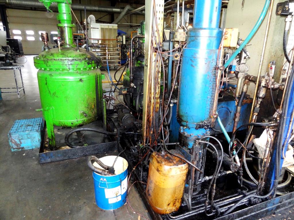 Machines for the manufacturing of foamed <br>and injected attachments and spare parts <br>for the automotive sector-7