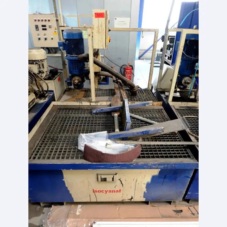 Machines for the manufacturing of foamed <br>and injected attachments and spare parts <br>for the automotive sector-2