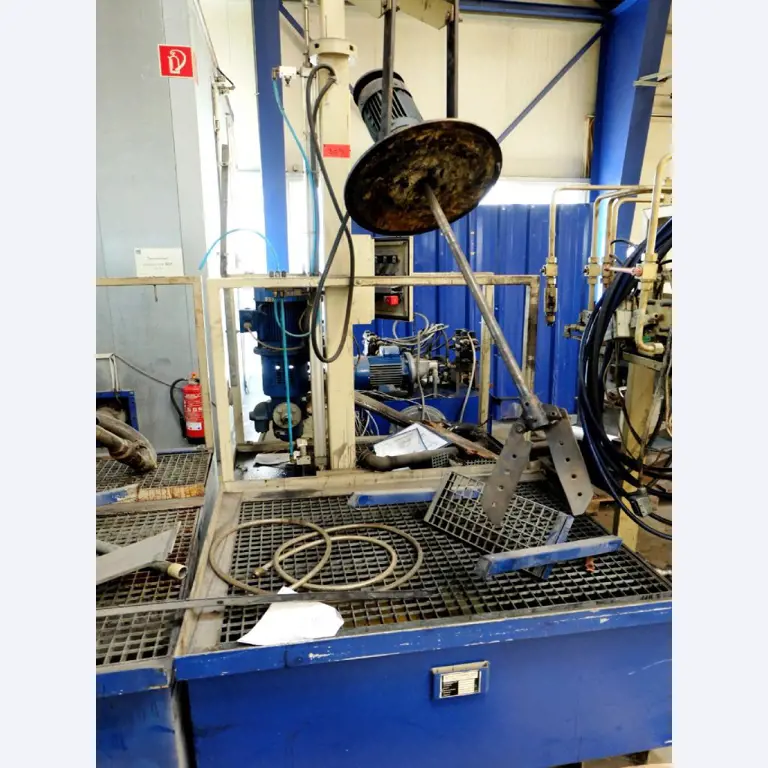 Machines for the manufacturing of foamed <br>and injected attachments and spare parts <br>for the automotive sector-3