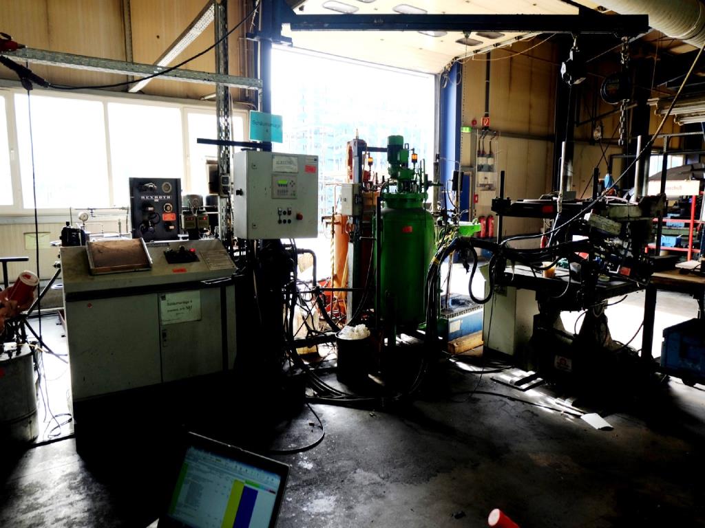 Machines for the manufacturing of foamed <br>and injected attachments and spare parts <br>for the automotive sector-1