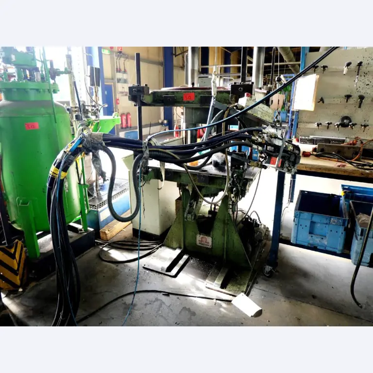 Machines for the manufacturing of foamed <br>and injected attachments and spare parts <br>for the automotive sector-3