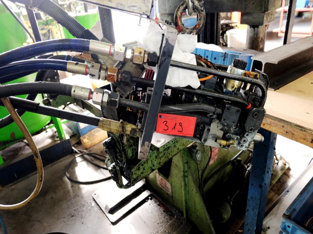 Machines for the manufacturing of foamed <br>and injected attachments and spare parts <br>for the automotive sector-4