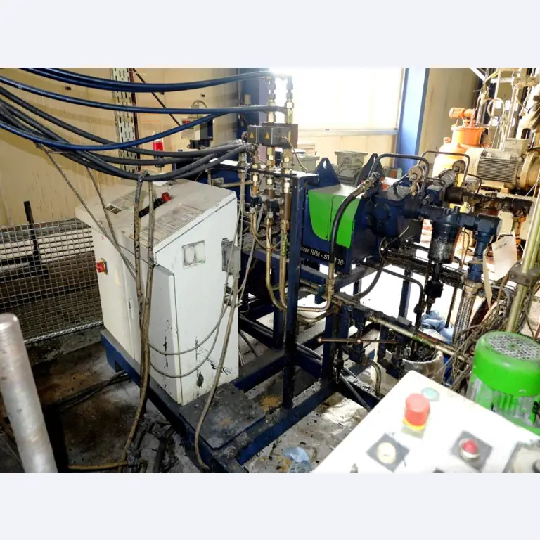 Machines for the manufacturing of foamed <br>and injected attachments and spare parts <br>for the automotive sector-4