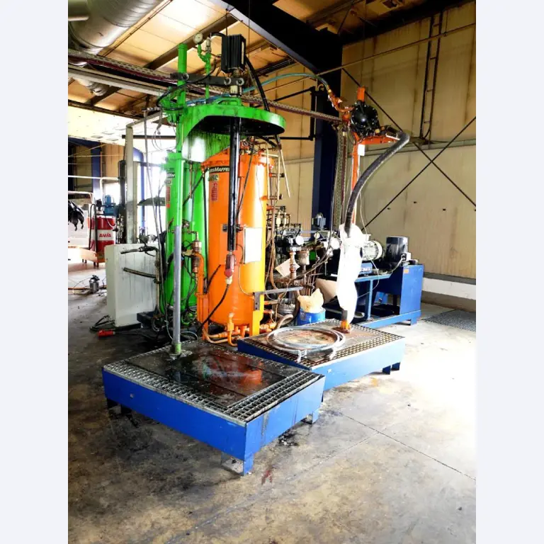 Machines for the manufacturing of foamed <br>and injected attachments and spare parts <br>for the automotive sector-5