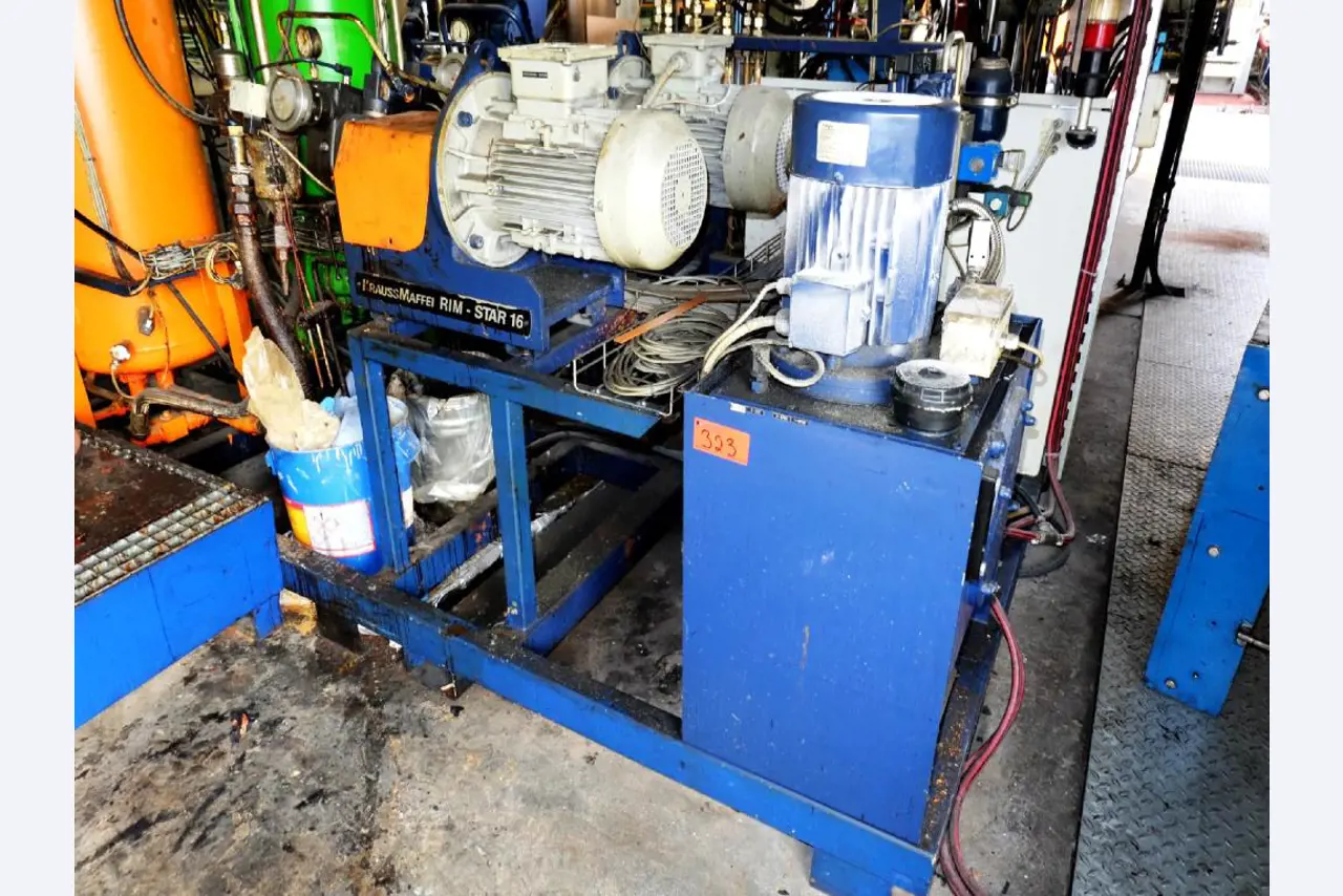 Machines for the manufacturing of foamed <br>and injected attachments and spare parts <br>for the automotive sector-7