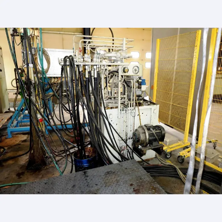 Machines for the manufacturing of foamed <br>and injected attachments and spare parts <br>for the automotive sector-8