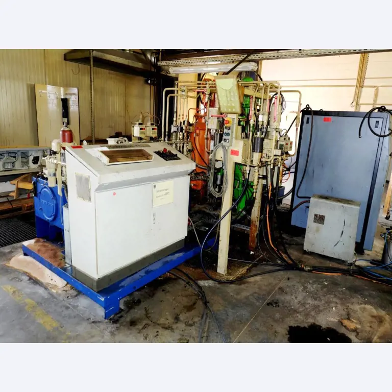 Machines for the manufacturing of foamed <br>and injected attachments and spare parts <br>for the automotive sector-1