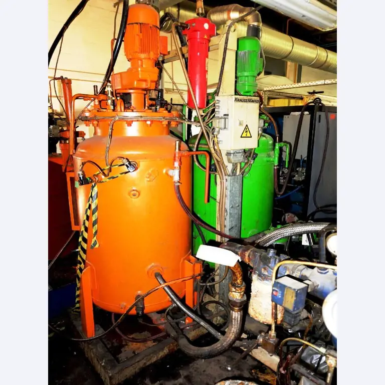 Machines for the manufacturing of foamed <br>and injected attachments and spare parts <br>for the automotive sector-6