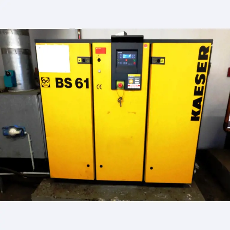 Machines pour la fabrication de pièces (rapportées) automobiles moussées et injectées-2