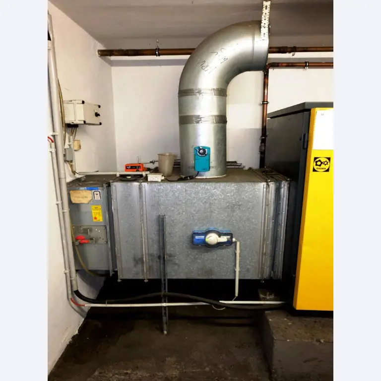 Machines pour la fabrication de pièces (rapportées) automobiles moussées et injectées-7