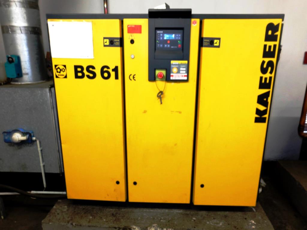 Machines for the manufacturing of foamed <br>and injected attachments and spare parts <br>for the automotive sector-2