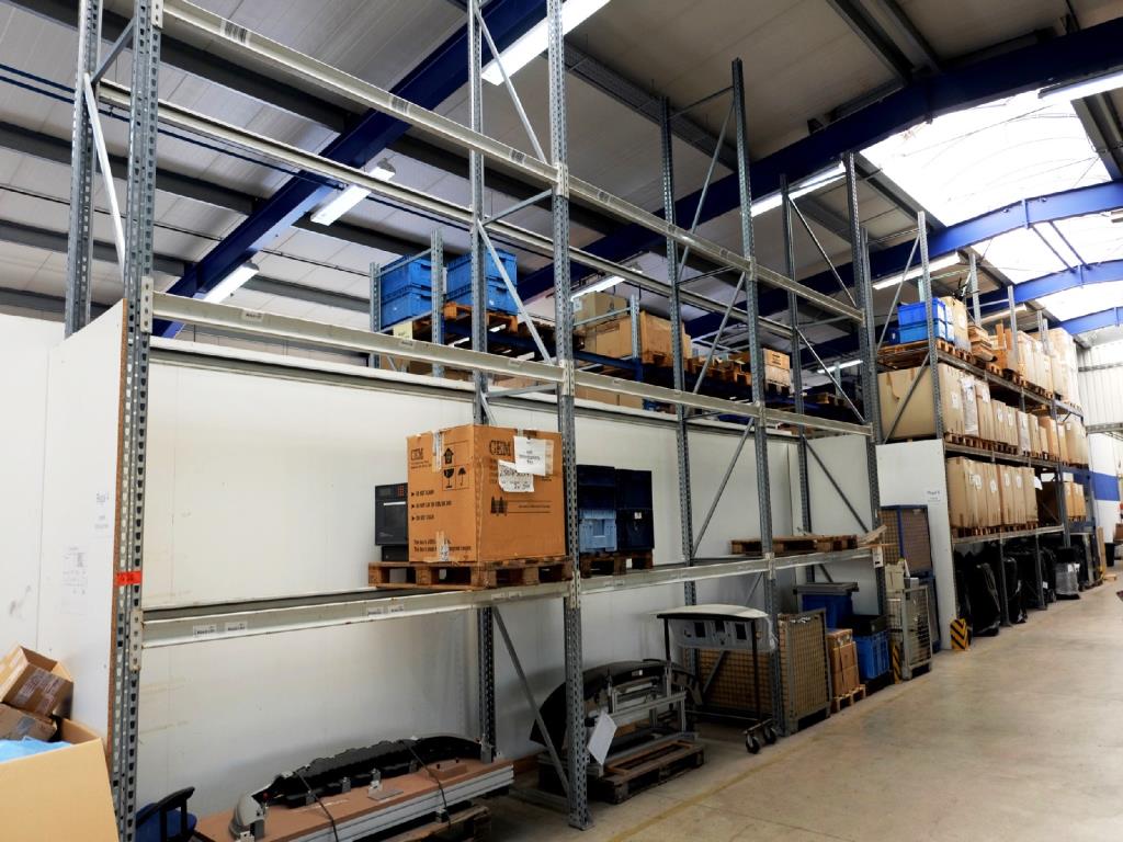 Machines for the manufacturing of foamed <br>and injected attachments and spare parts <br>for the automotive sector-1