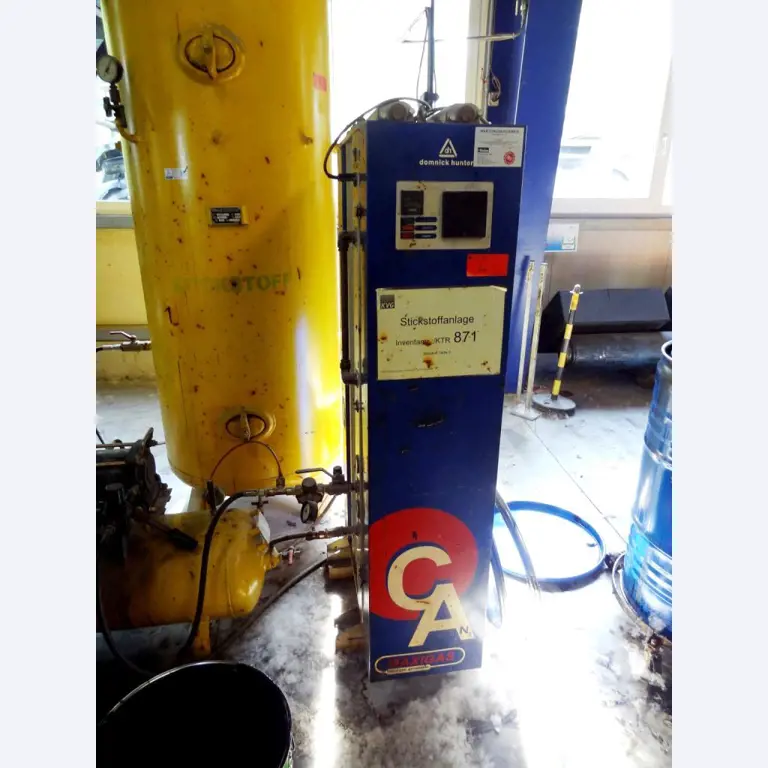 Machines for the manufacturing of foamed <br>and injected attachments and spare parts <br>for the automotive sector-4