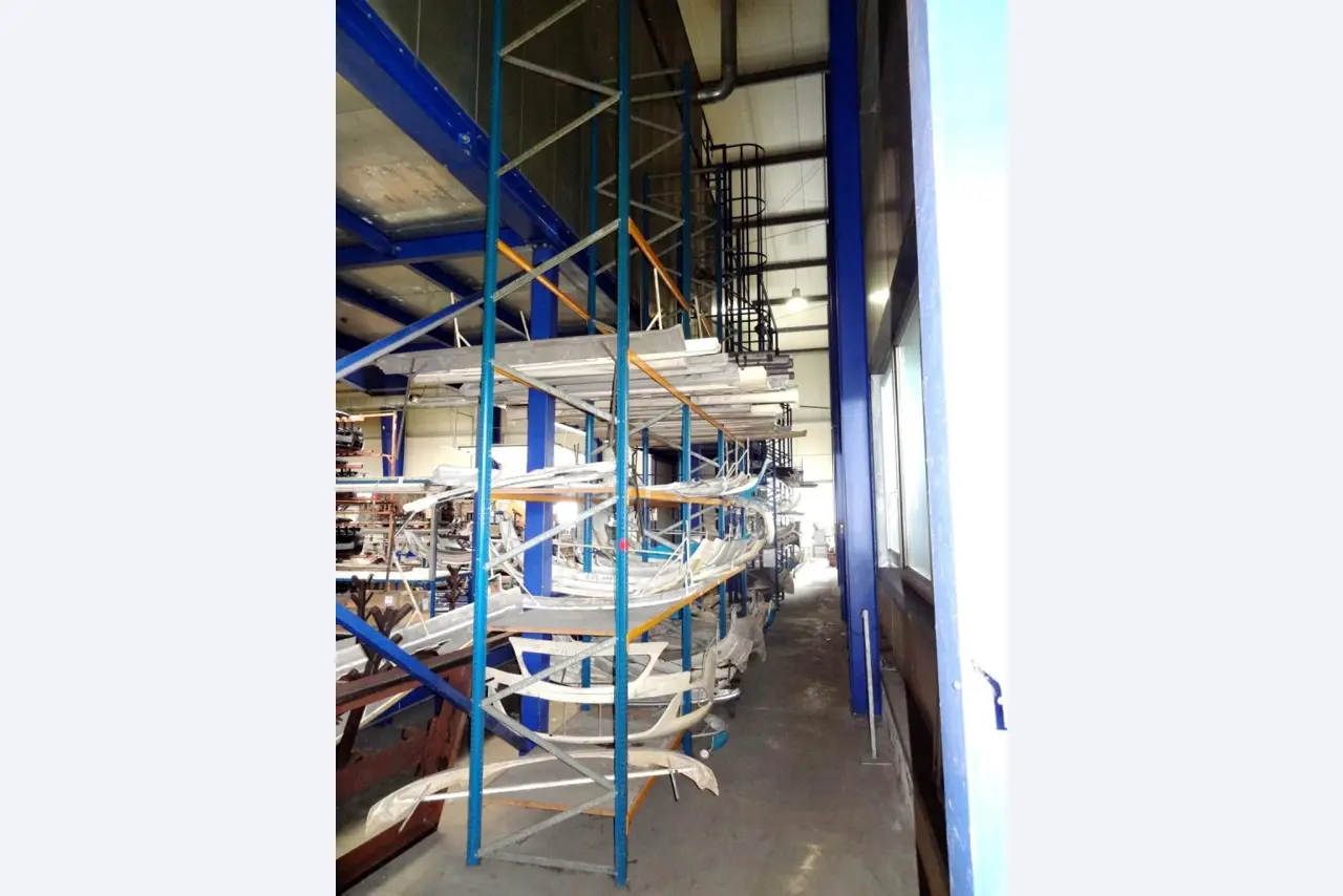 Machines for the manufacturing of foamed <br>and injected attachments and spare parts <br>for the automotive sector-1