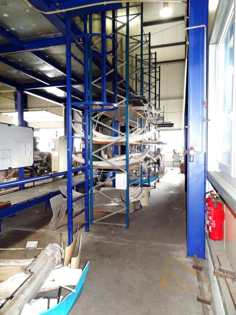 Machines pour la fabrication de pièces (rapportées) automobiles moussées et injectées-2