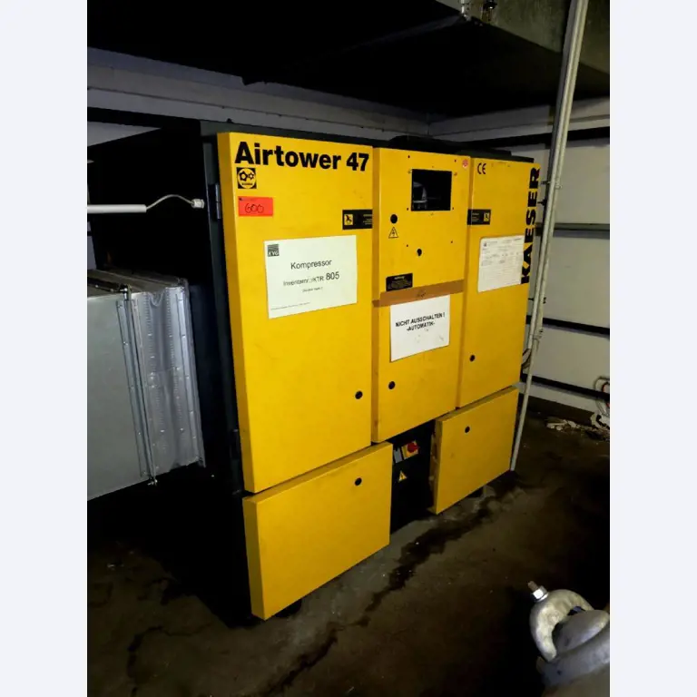 Machines pour la fabrication de pièces (rapportées) automobiles moussées et injectées-1