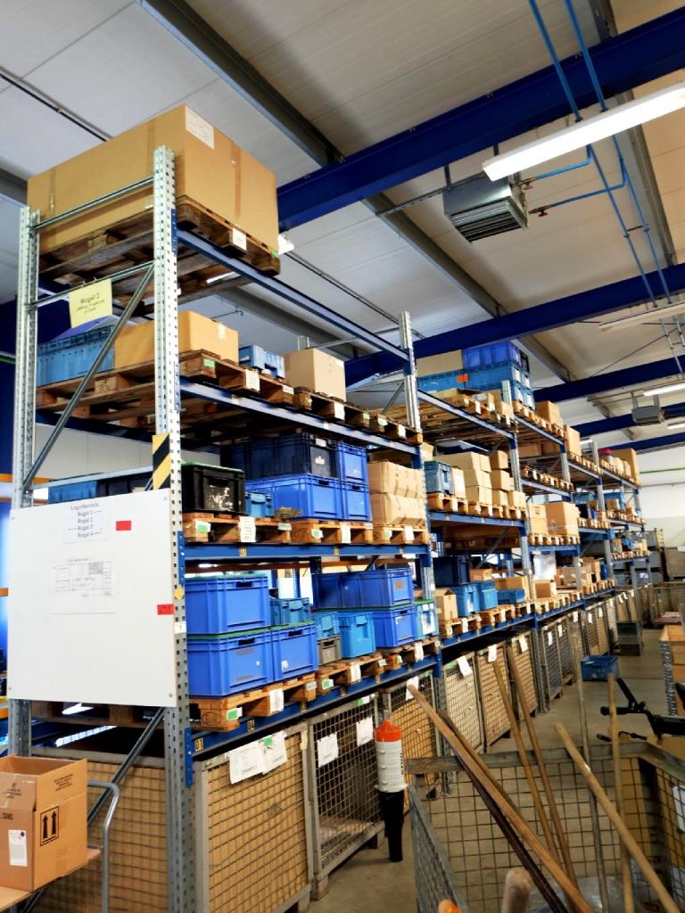 Machines for the manufacturing of foamed <br>and injected attachments and spare parts <br>for the automotive sector-1