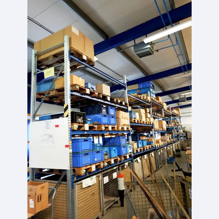 Machines pour la fabrication de pièces (rapportées) automobiles moussées et injectées-1