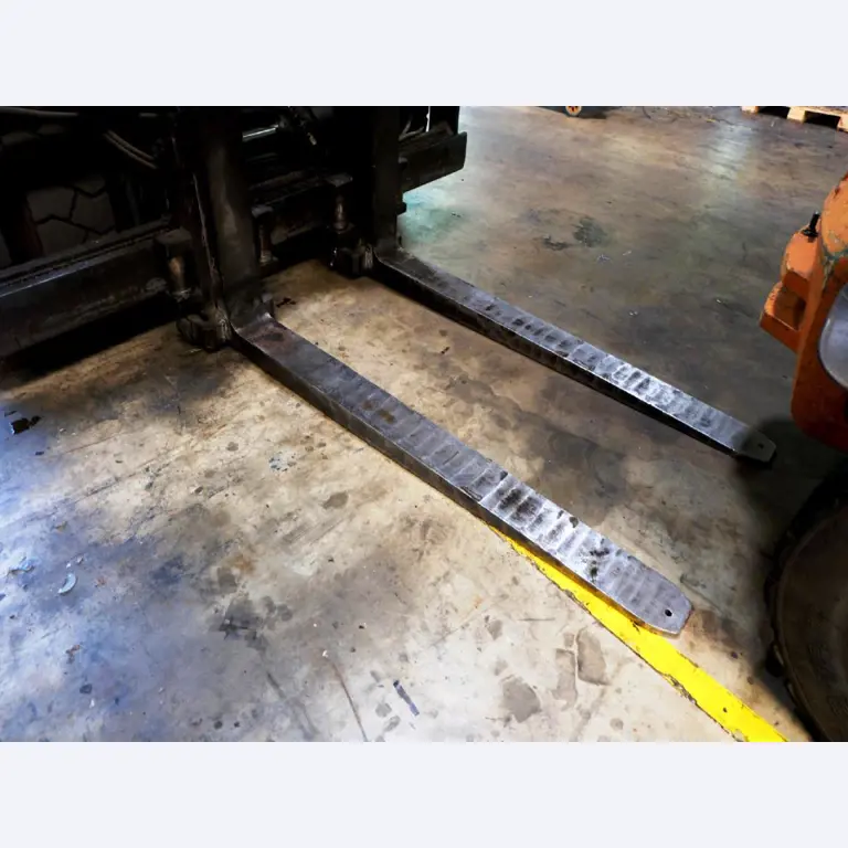 Machines for the manufacturing of foamed <br>and injected attachments and spare parts <br>for the automotive sector-8