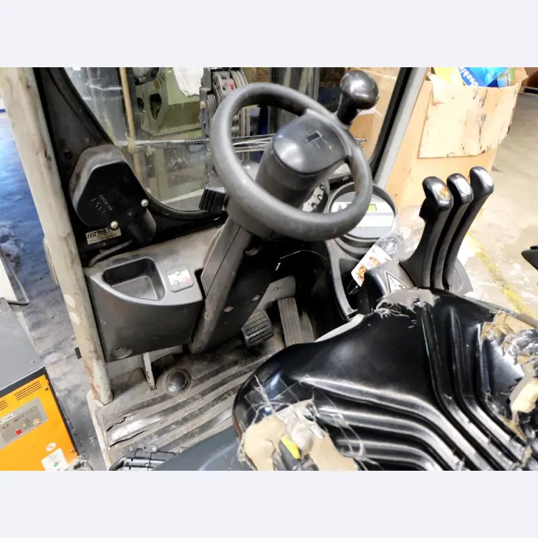 Machines for the manufacturing of foamed <br>and injected attachments and spare parts <br>for the automotive sector-7