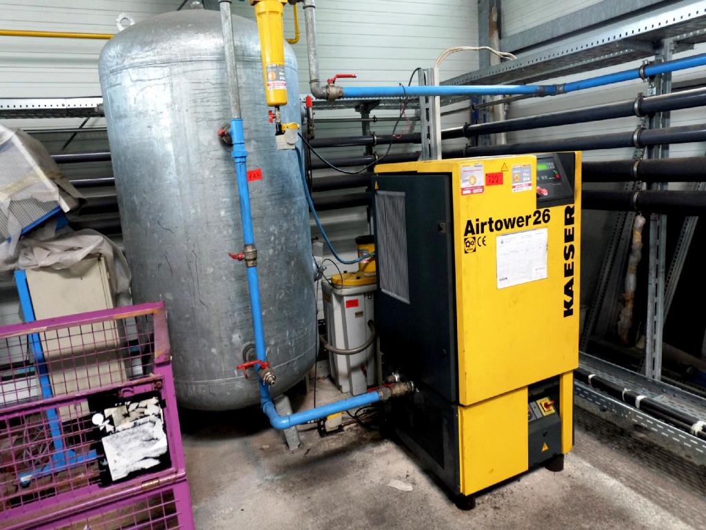 Machines for the manufacturing of foamed <br>and injected attachments and spare parts <br>for the automotive sector-2