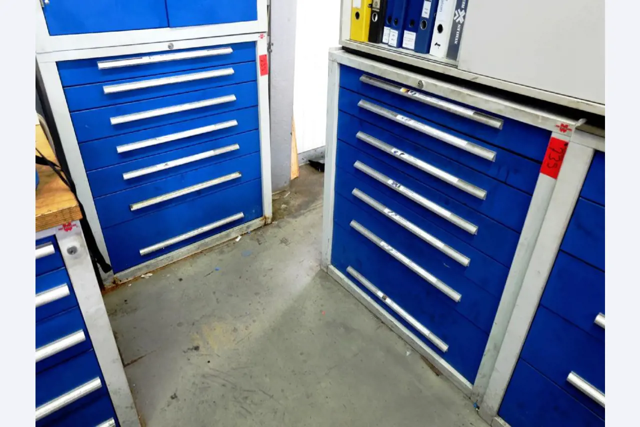 Machines for the manufacturing of foamed <br>and injected attachments and spare parts <br>for the automotive sector-3