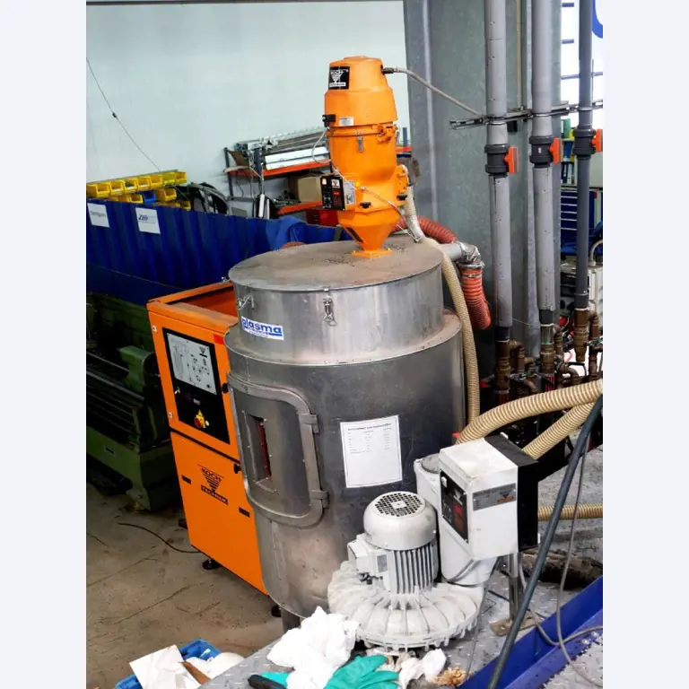 Machines pour la fabrication de pièces (rapportées) automobiles moussées et injectées-2