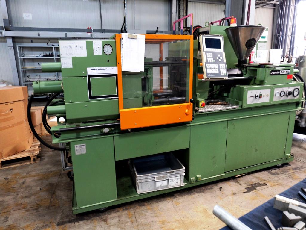 Machines for the manufacturing of foamed <br>and injected attachments and spare parts <br>for the automotive sector-3