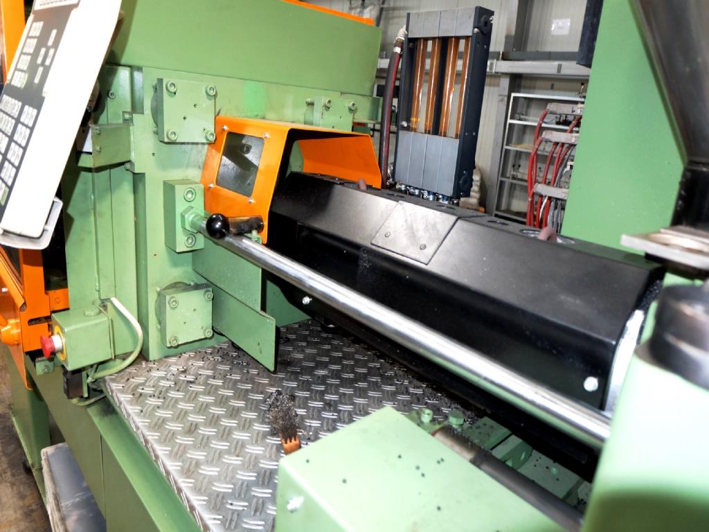 Machines for the manufacturing of foamed <br>and injected attachments and spare parts <br>for the automotive sector-7